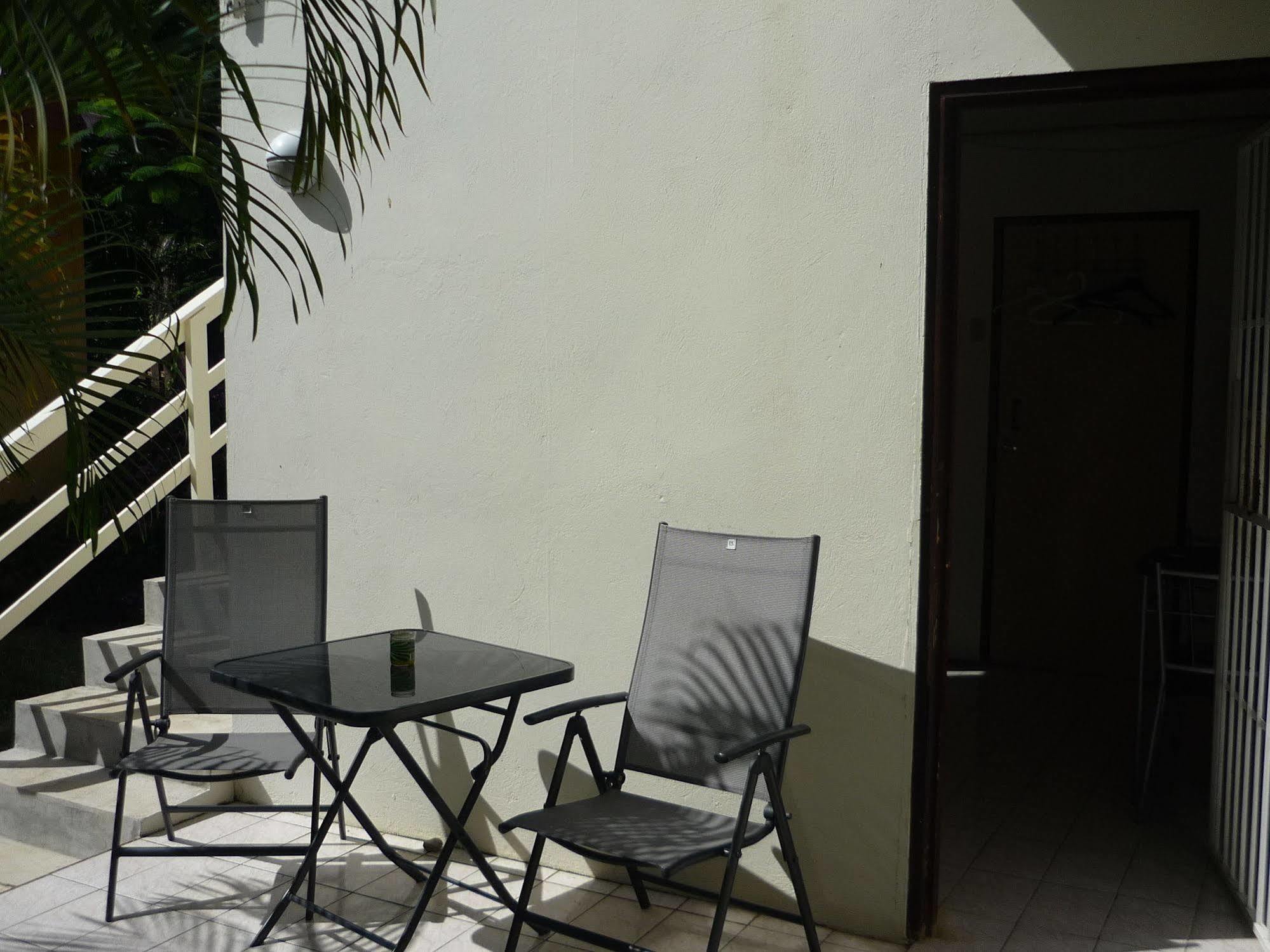 Happy Turtle Apartments Willemstad Extérieur photo